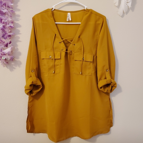 NWOT Live 4 Truth long sleeve top/blouse - Picture 1 of 6